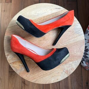 BCBG Pandee Heels 2 Tone Suede Leather Heels sz: 6.5